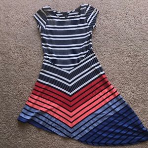 Tommy Hilfiger dress size medium (8/10)